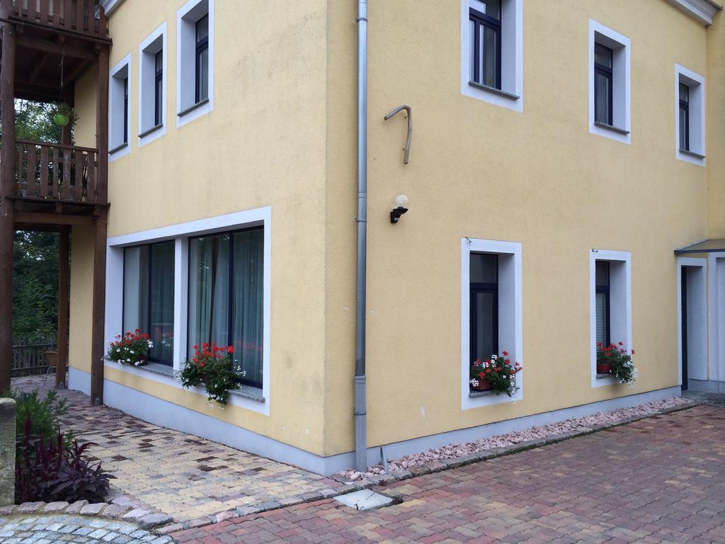 Heiterer Blick Am Malerweg Pirna Apartment Room photo